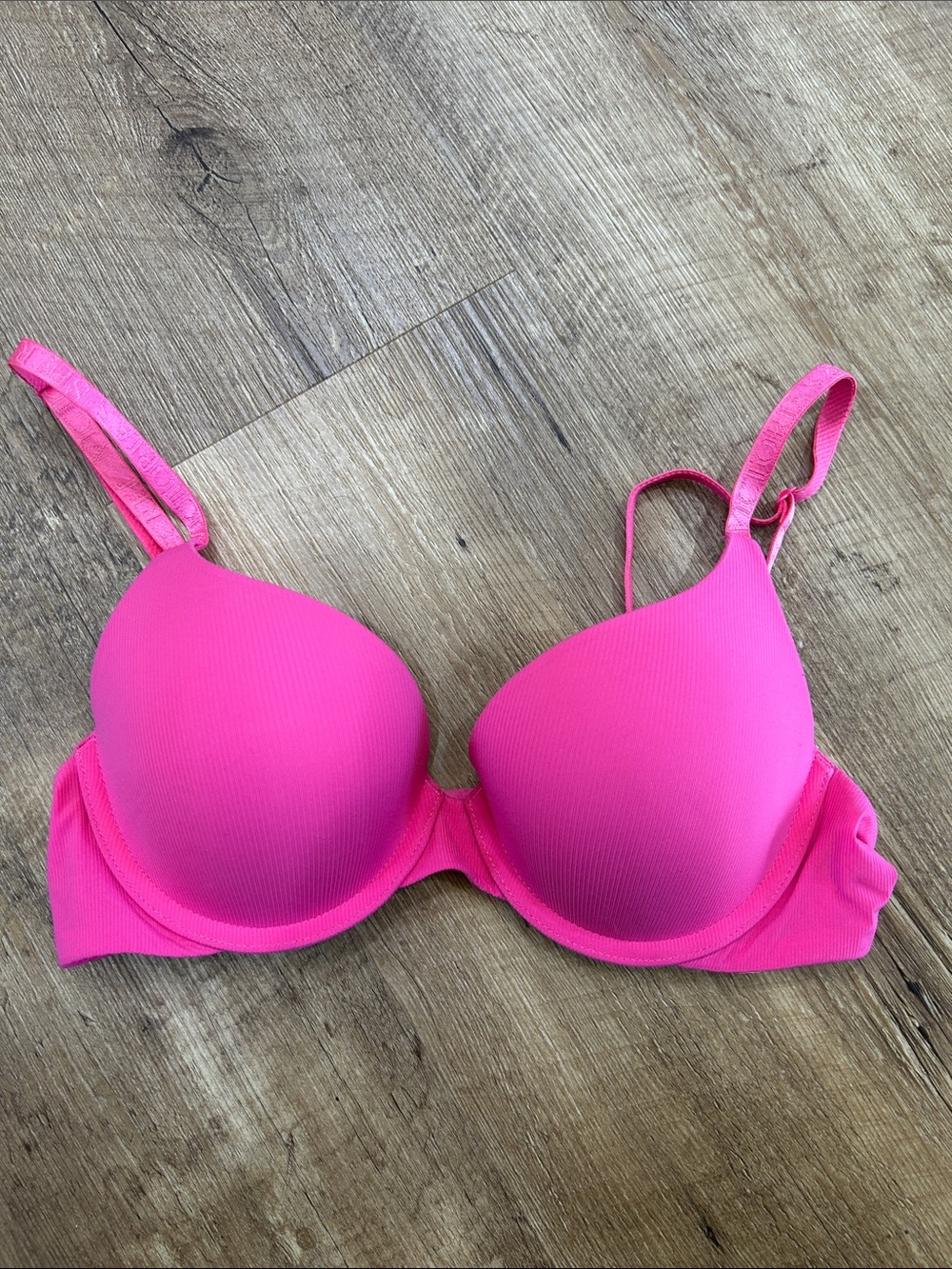 Victoria's Secret Hot Pink Molded T-Shirt Bra